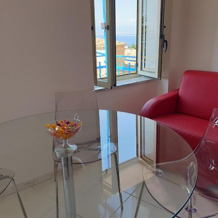 "Lo Studiolo" Apartment Πίτσο Εξωτερικό φωτογραφία