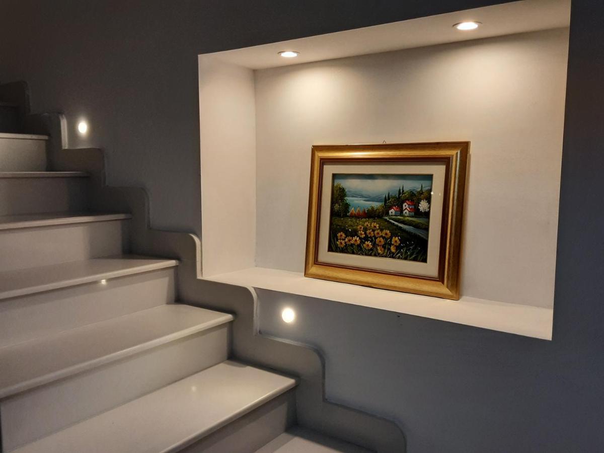 "Lo Studiolo" Apartment Πίτσο Εξωτερικό φωτογραφία