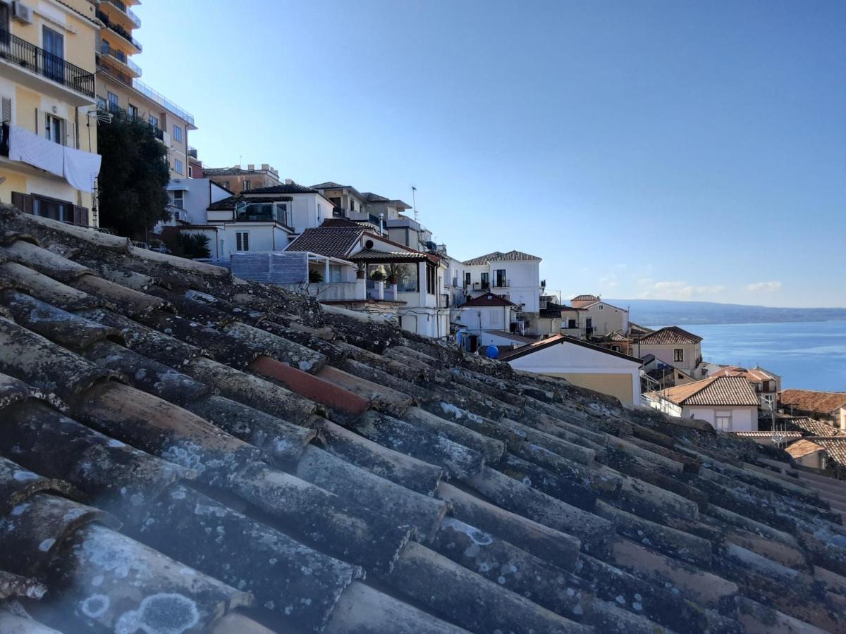 "Lo Studiolo" Apartment Πίτσο Εξωτερικό φωτογραφία