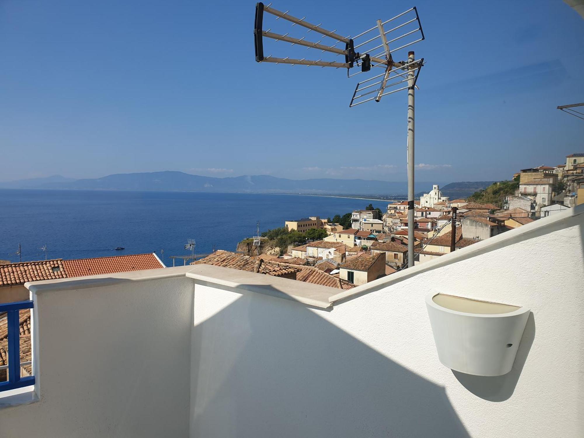 "Lo Studiolo" Apartment Πίτσο Εξωτερικό φωτογραφία